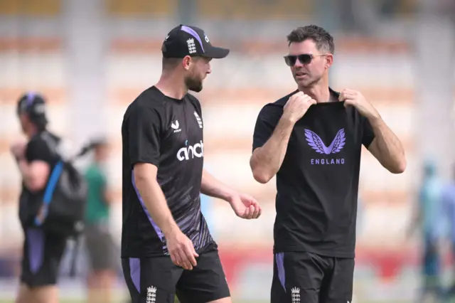 James Anderson talks to Chris Woakes