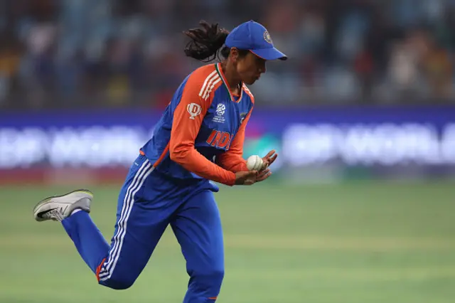 Smriti Mandhana of India catches