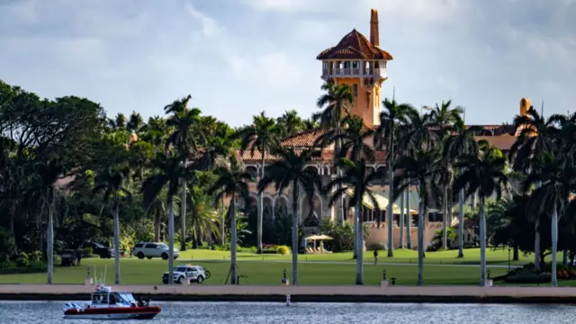 A US Coast Guard boat patrols outside the Mar-a-Lago Club on November 8, 2024