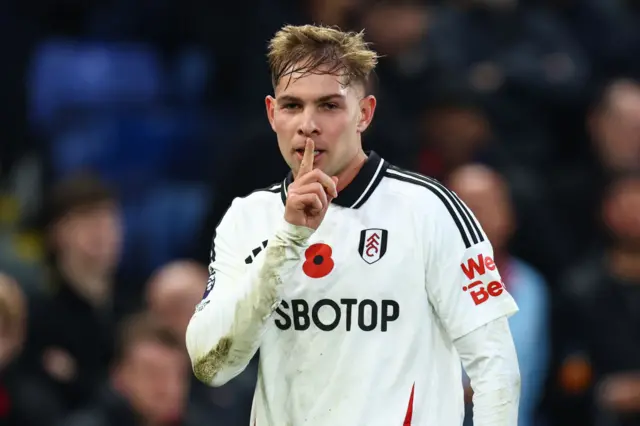 Emile Smith Rowe celebrates after scoring against Crystal Palace