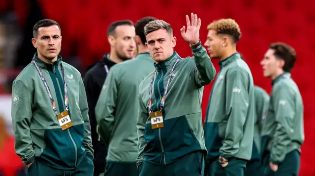 Ireland players take to the pitch before kick-off