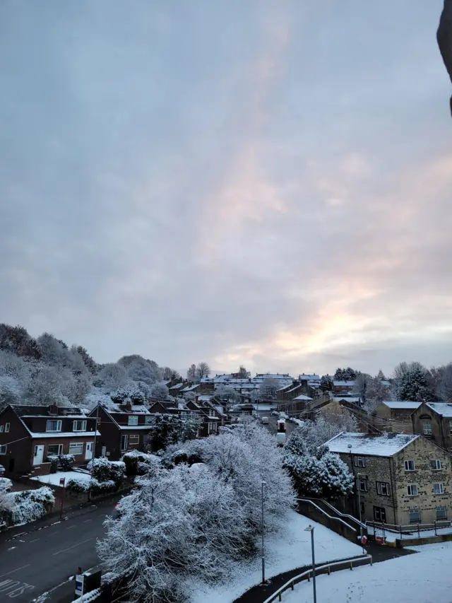 snowy Farsley, Leeds