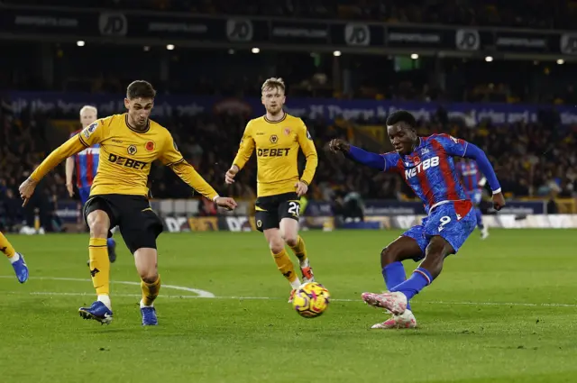 Crystal Palace's Eddie Nketiah shoots at goal