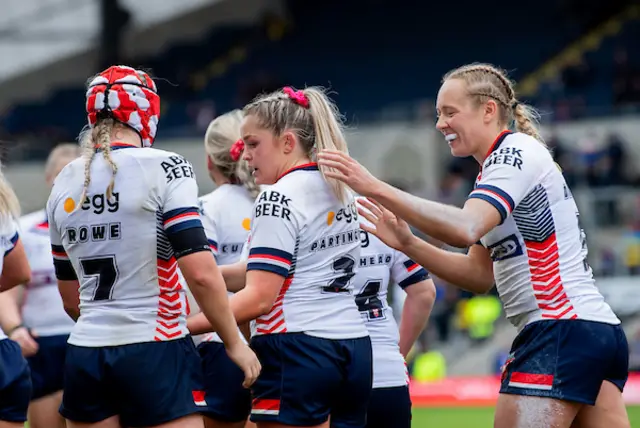 England players celebrate a try