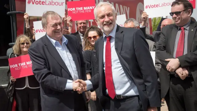 John Prescott and Jeremy Corbyn on campaign