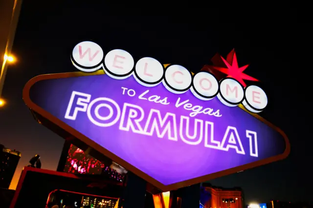 Las Vegas sign with Formula 1 written on it