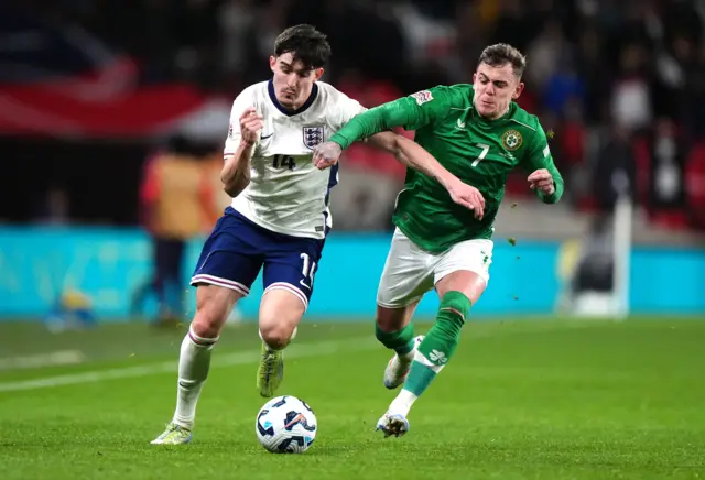 England's Tino Livramento being chased by the Republic of Ireland's Sammie Szmodics