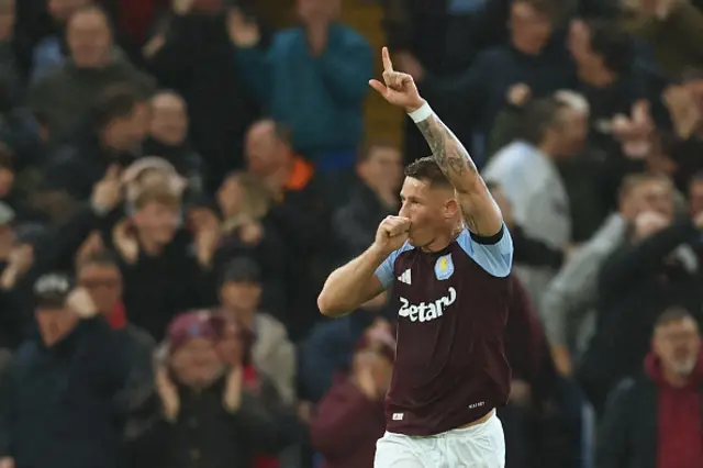 Ross Barkley celebrates