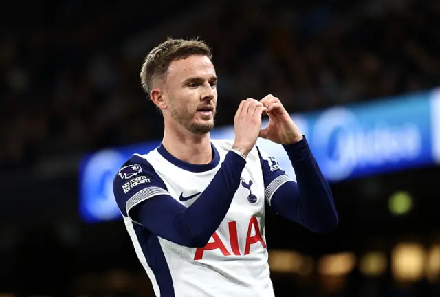 James Maddison of Tottenham Hotspur celebrate