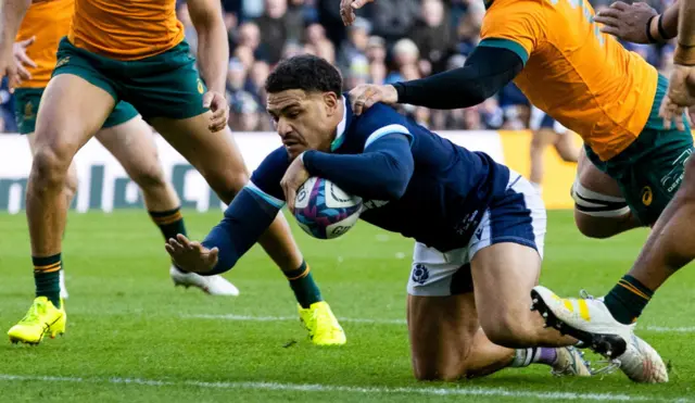 Sione Tuipulotu scores for Scotland