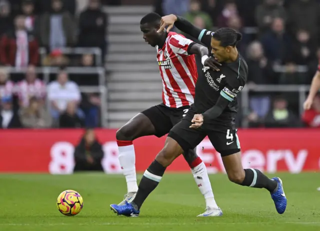 Onuachu tries to shrug off Van Dijk