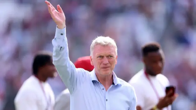 David Moyes acknowledges the fans after a match