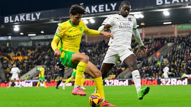 Norwich v Plymouth match action