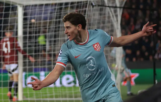 Julian Alvarez celebrates his goal v Sparta Prague