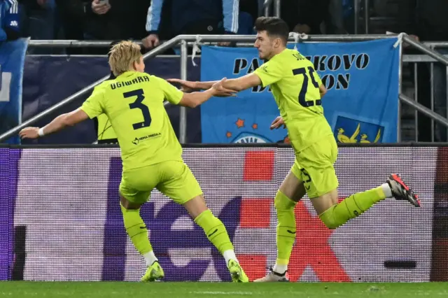 Dinamo Zagreb's Croatian midfielder Petar Sucic celebrates after scoring