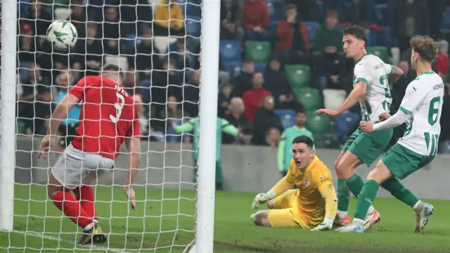 Hugo Vandermersch hits the winner for St Gallen at Windsor Park