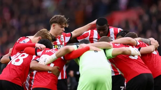 Southampton players form a huddle