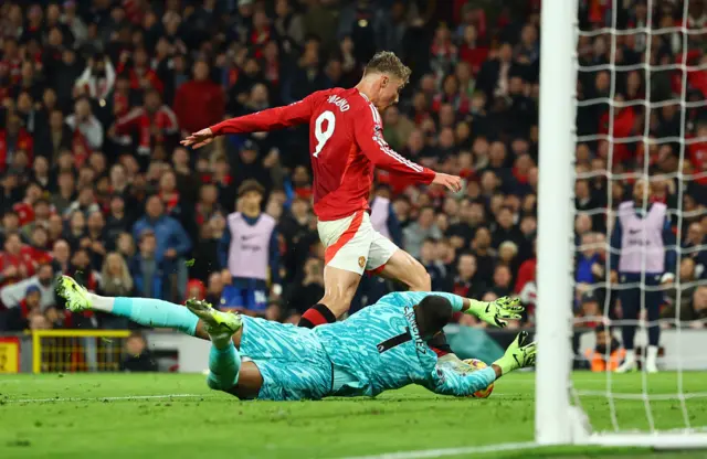 Chelsea's Robert Sanchez fouls Manchester United's Rasmus Hojlund to concede a penalty