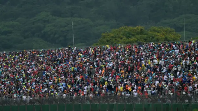 fans at Interlagos