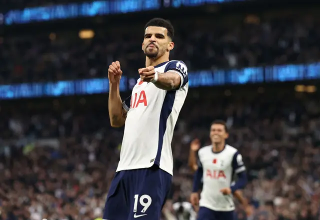 Dominic Solanke of Tottenham Hotspur celebrates