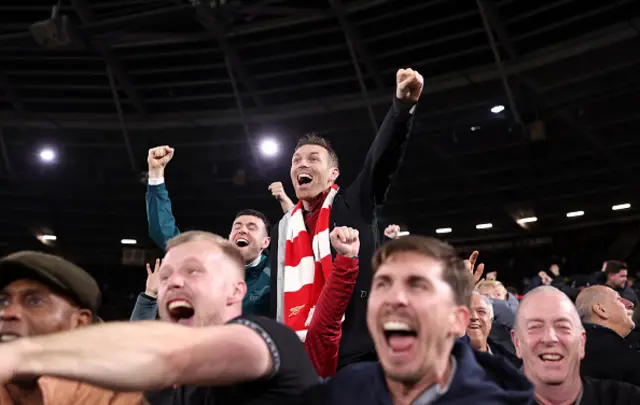 Arsenal fans celebrate