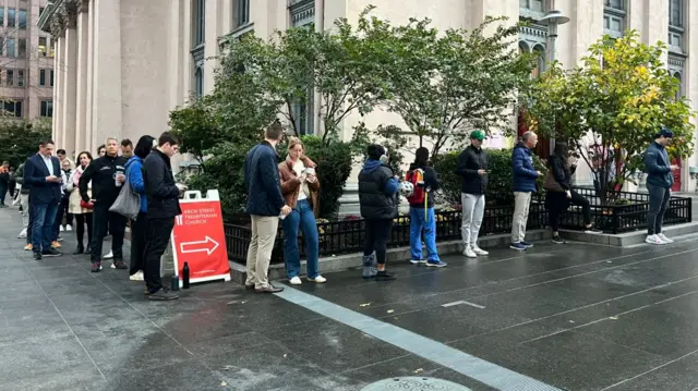 People queue for voting in Philadelphia