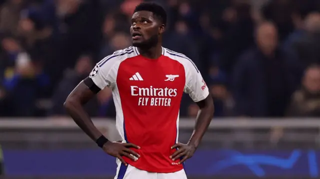 Arsenal's Thomas Partey looks dejected