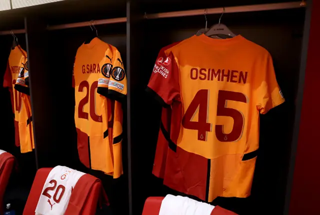 The shirt of Victor Osimhen is displayed inside the Galatasaray dressing room