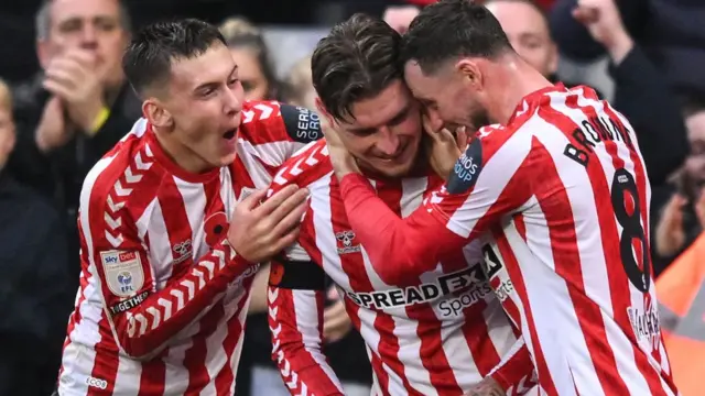 Sunderland celebrate goal