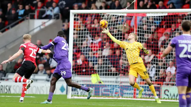 Alassana Jatta puts Notts County 1-0 up at Doncaster