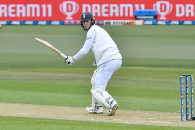 Zak Crawley batting