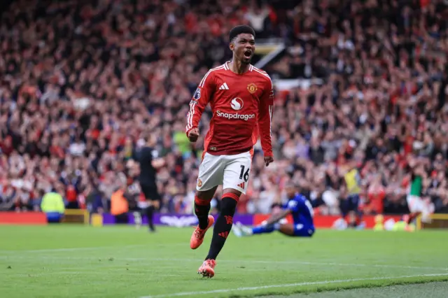 Amad Diallo of Man United celebrates