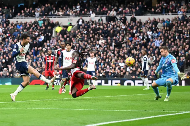 Johnson scores for Tottenham