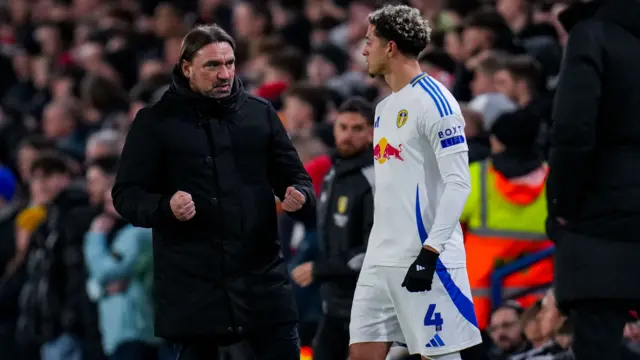 Ethan Ampadu prepares to come on for Leeds