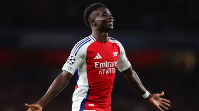 Bukayo Saka of Arsenal celebrates