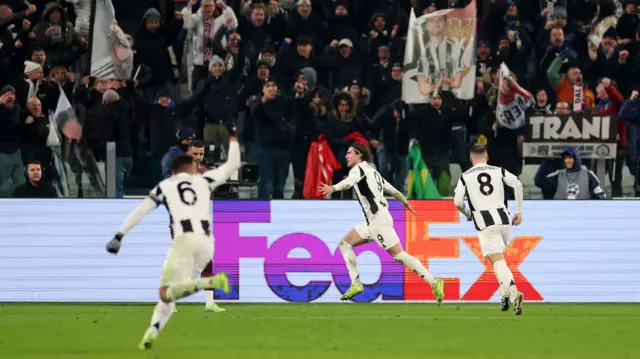 Juventus' Dusan Vlahovic celebrates