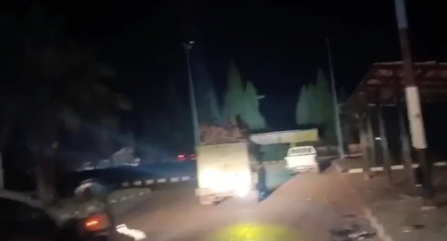 Footage verified by BBC Verify of Deir al-Zour showing rebel fighters taking control of key sites.