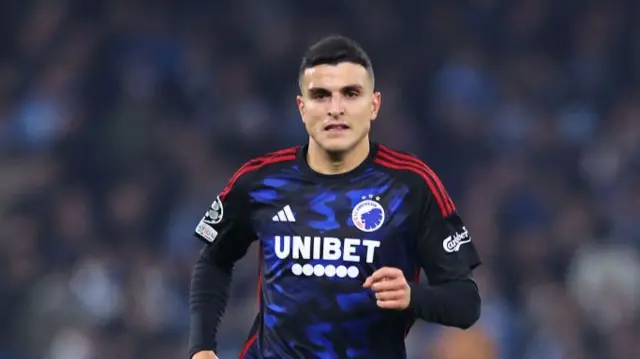 Mohamed Elyounoussi of FC København uring the UEFA Champions League 2023/24 round of 16 second leg match between Manchester City and F.C. Copenhagen at Etihad Stadium