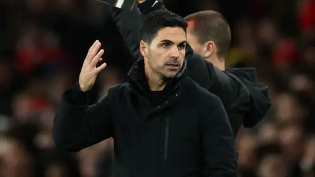 Mikel Arteta reacts at the four minutes of extra time