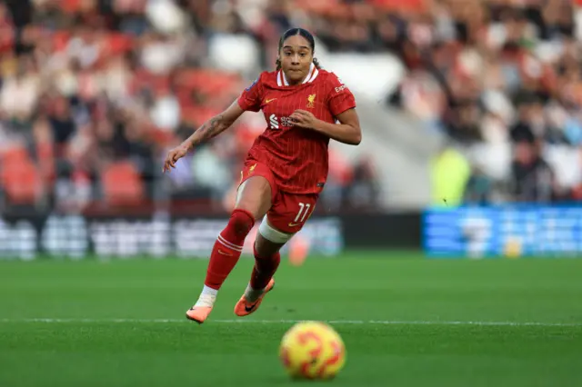 Olivia Smith of Liverpool chases the ball