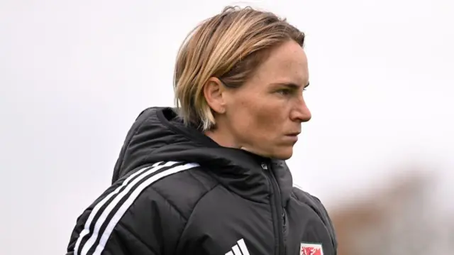 Jess Fishlock in Wales training