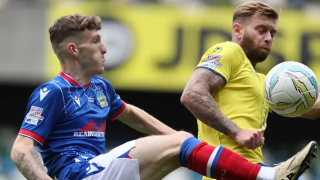 Linfield defeated Dungannon 3-1 when the sides met at Windsor Park in August