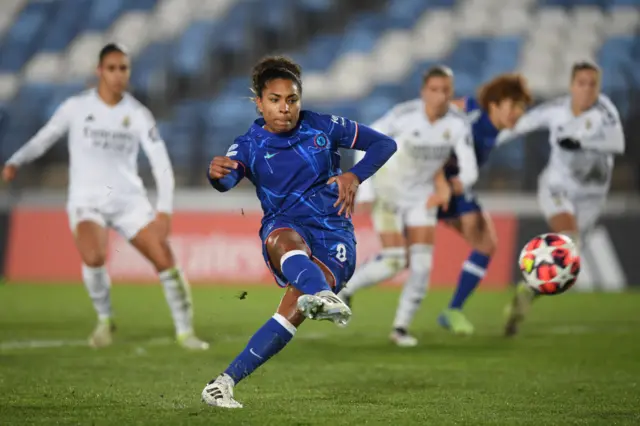 Catarina Macario of Chelsea scores a penalty