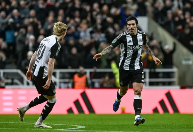 Sandro Tonali of Newcastle United celebrates after scoring