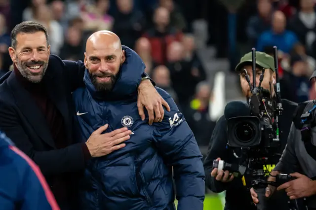 Ruud van Nistelrooy and Enzo Maresca embrace