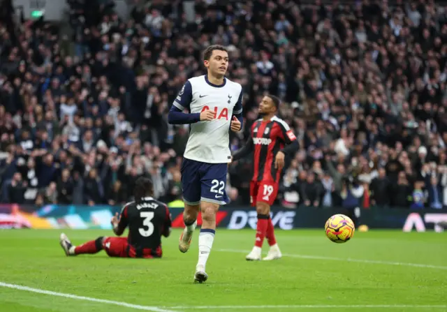 Tottenham Hotspur's Brennan Johnson celebrates