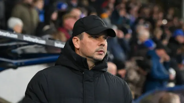 Stephen Clemence watches his Barrow side against Chesterfield