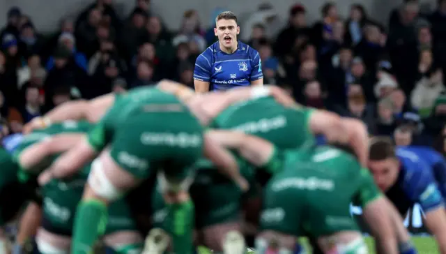 A Connacht scrum