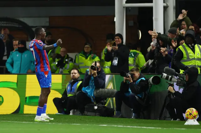 Ismaila Sarr celebrates