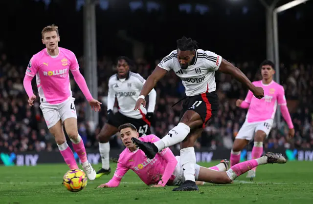 Adama Traore of Fulham shoots and misses